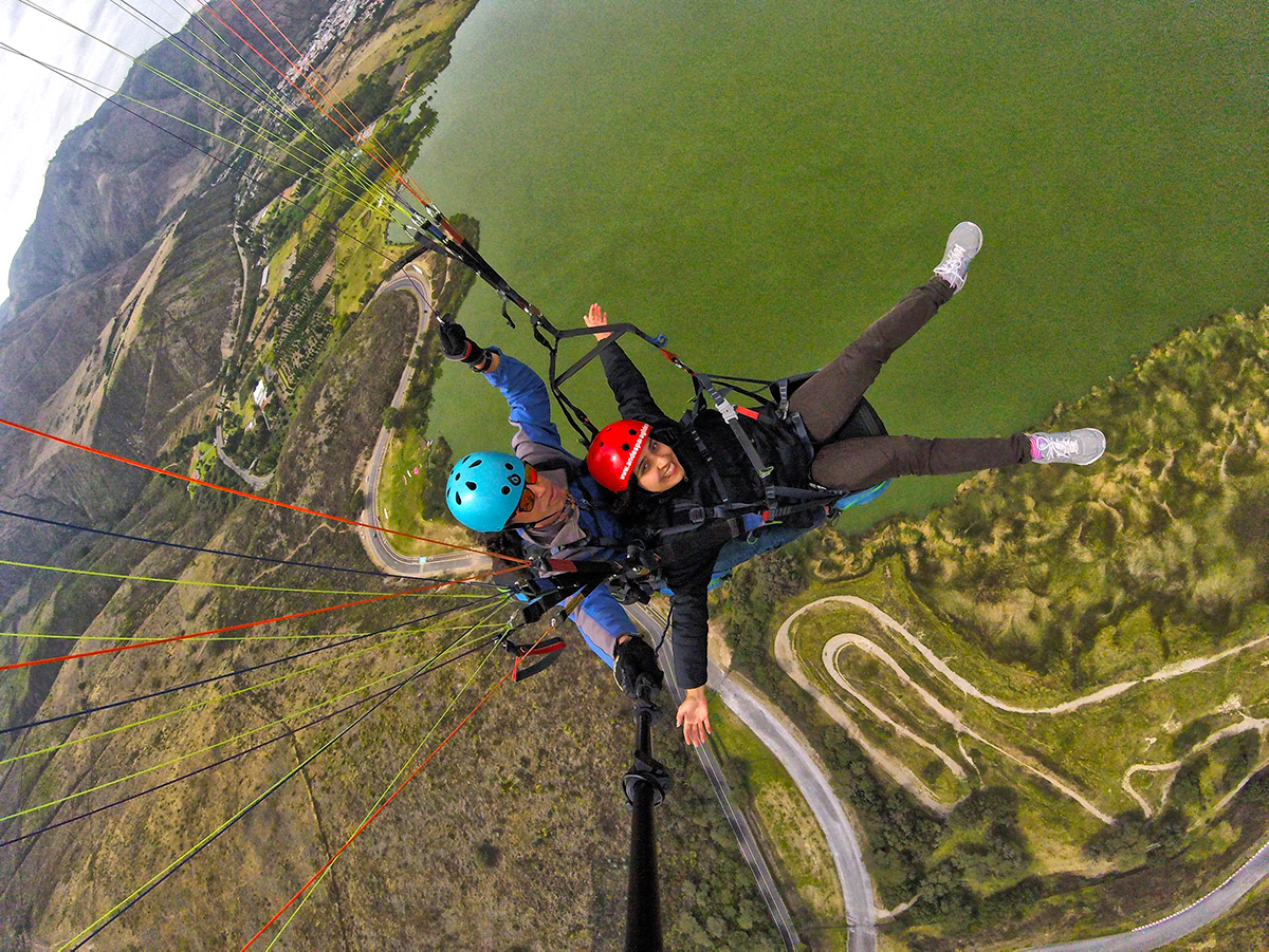 Parapente en Yahuarcocha