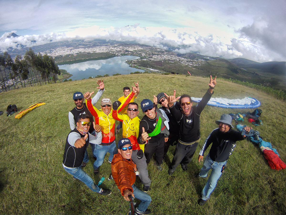 Parapente en Yuarcocha